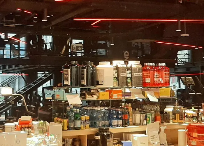 Апартаменти Cherry & Free Parking