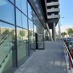 Cherry & Free Parking Apartment