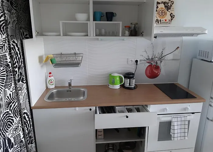 Cherry & Free Parking *